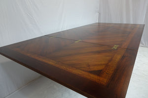 Amazing Folding Dining-Room Table (51" x 47" x 30.5")