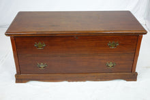 Load image into Gallery viewer, Franklin Hope Chest (44" x 18.5" x 18")