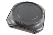 Load image into Gallery viewer, A Pair of Antique Chinese Porcelain Urns