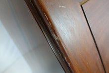 Load image into Gallery viewer, Secretariat desk with hutch cabinets (38" x 20.5" x 85.5")