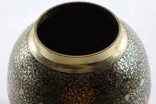 Load image into Gallery viewer, A Pair of Beautiful Decorative Brass Urns
