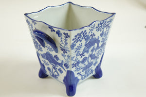 Early 20th Century Chinese Porcelain Vace