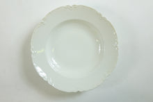 Load image into Gallery viewer, Haviland France Ranson White Bowls Antique - Set of 7
