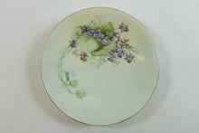 Load image into Gallery viewer, Theodore Haviland - Set of 3 Plates
