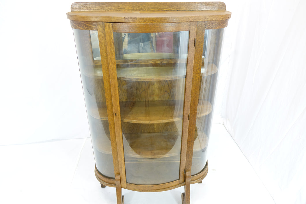 French Corio Cabinet With Curved Glass (38