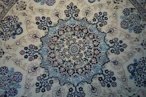 Very fine Persian Nain Wool & Silk - 4.8'  4.8'