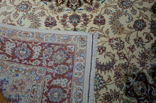 Load image into Gallery viewer, Very fine Persian Silk Qum - 5&#39;  3.4&#39;
