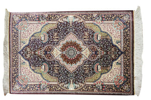 Very fine Persian Silk Qum - 3.2'  2.7'