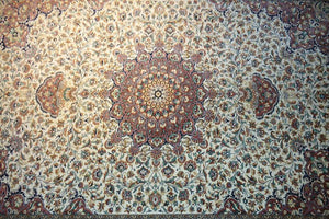 Very fine Persian Silk Qum - 7.1'  5.2'