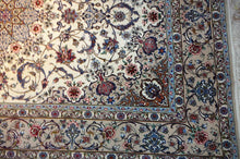 Load image into Gallery viewer, Very fine Persian Isfahan Silk &amp; Wool - 7.6&#39;  5&#39;
