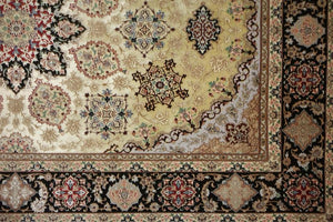 Very fine Persian Isfahan Silk & Wool - 7.8'  5'