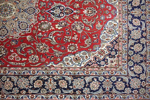 Very fine Persian Isfahan Silk & Wool - 5'  8.2'