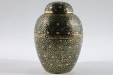 Load image into Gallery viewer, A Pair of Beautiful Decorative Brass Urns
