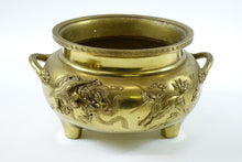 Load image into Gallery viewer, Beautiful Metal Chinese Flower Pot with Dragon Design
