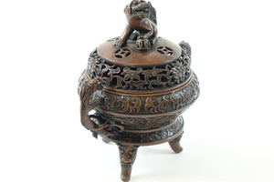 Beautiful Antique Chinese Bronze Tripod Urn with Foo Dog