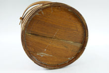 Load image into Gallery viewer, American Old Wood Bucket
