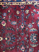 Load image into Gallery viewer, Antique Agra rug - 4.1&#39; x 6.1&#39;
