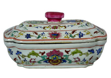 Load image into Gallery viewer, A Rare Famille Rose Chinese Porcelain Soup tureen
