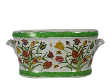 Load image into Gallery viewer, A family Rose Chinese porcelain foot bath
