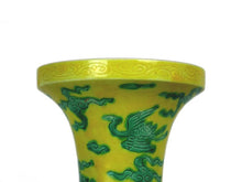 Load image into Gallery viewer, Beautiful Ming Dynasty Porcelain Reproduction
