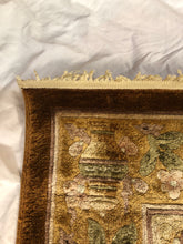 Load image into Gallery viewer, Chineses Silk Rug
