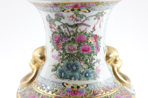 Beautiful Chinese Porcelain Vase Marked on the Bottom