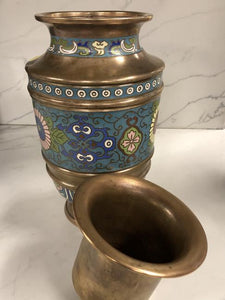 Antique Closab vase Bronze