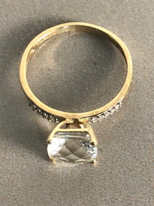 10 Karat Gold Ring With White Stone