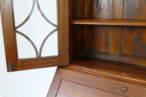 Secretariat desk with hutch cabinets (38" x 20.5" x 85.5")