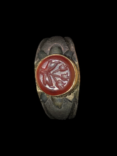 Load image into Gallery viewer, Sassanian Flower Ring Size 9.75
