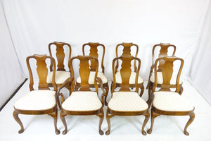 White Cushion Chairs (8 Pieces)(22" x 21" x 39")