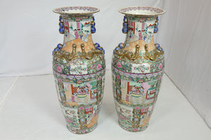 A Pair Of Large Famille Of Rose Chinese Vase (1'1" x 1'1" x 3'1")
