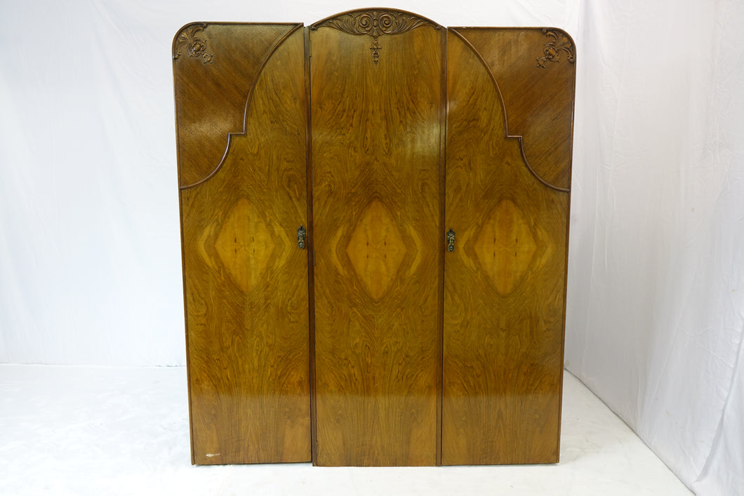 Truly Amazing Mid-Century Cabinet/Armoire (60.5