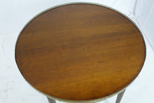 Load image into Gallery viewer, Vintage Round Table with Brass (28&quot; x 28&quot; x 27&quot;)

